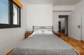 Alonaki Apartments