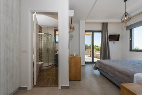 Alonaki Apartments