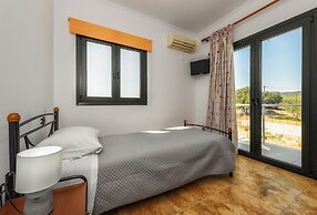 Alonaki Apartments