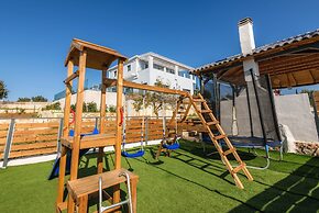 Alonaki Apartments