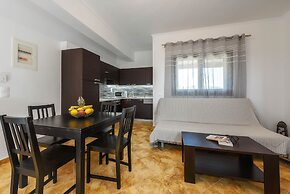 Alonaki Apartments