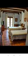 Hotel Rural Castúo
