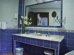 Hotel Rural Castúo
