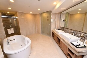 Triumph Luxury Hotel