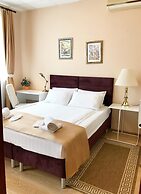 N-House Hotel