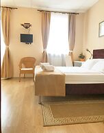 N-House Hotel