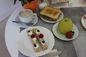 N-House Hotel