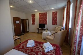N-House Hotel
