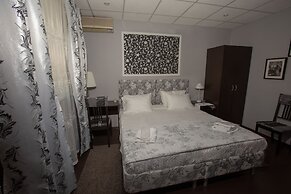 N-House Hotel