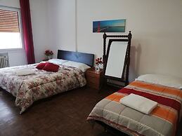 Holiday Guesthouse
