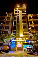 Moon Light Hotel