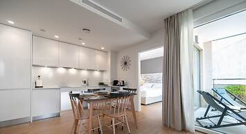 Ahoy Apartments
