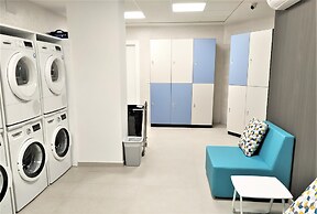 Ahoy Apartments