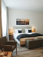 Four Stars by City Hotel