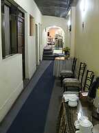 Hostal Alfredo's Palace