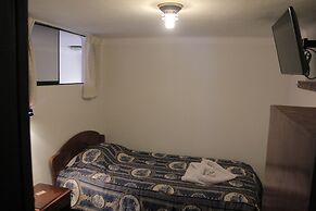 Hostal Alfredo's Palace
