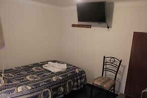 Hostal Alfredo's Palace