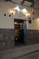 Hostal Alfredo's Palace