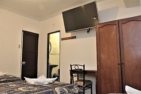 Hostal Alfredo's Palace