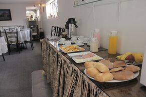 Hostal Alfredo's Palace