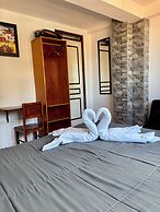 Big Vacation Hostel