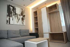 Gold Crown Apartments