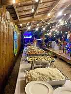 Bruce Beach Resort
