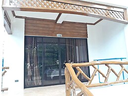 Bruce Beach Resort