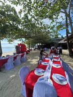 Bruce Beach Resort