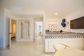 Mar del Cabo By Velas Resorts