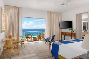 Mar del Cabo By Velas Resorts