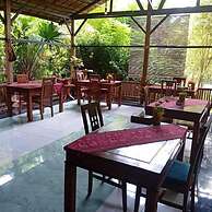 Budi Sun Resort