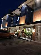 The Madeline Boutique Hotel & Suites