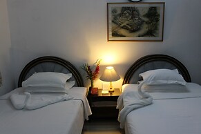 Aristocrat Inn