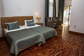 Dome Hotel