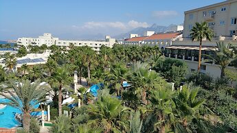 Oscar Resort Hotel