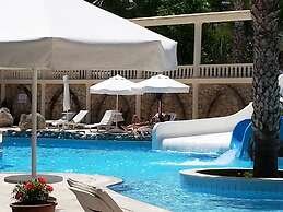 Oscar Resort Hotel