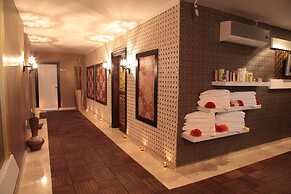 Oscar Resort Hotel