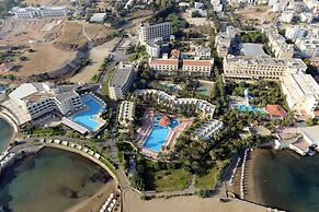Oscar Resort Hotel