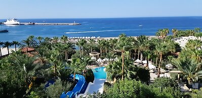 Oscar Resort Hotel
