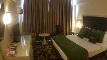 Oscar Resort Hotel