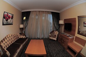 Oscar Resort Hotel