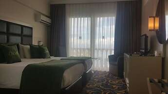 Oscar Resort Hotel
