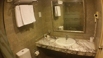 Oscar Resort Hotel