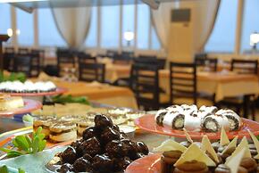 Oscar Resort Hotel
