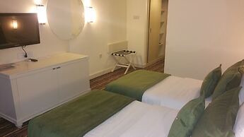 Oscar Resort Hotel