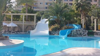 Oscar Resort Hotel