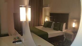 Oscar Resort Hotel