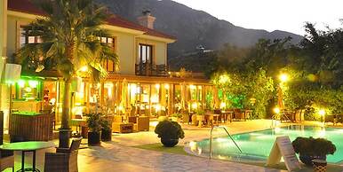 Bella View Art Boutique Hotel