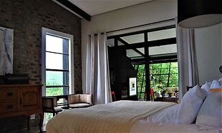 The Bright House Villa
